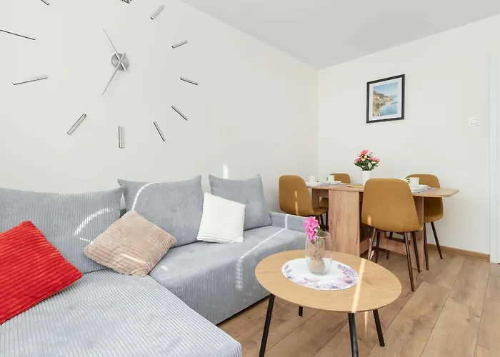 Sloneczny Z Pieknym Widokiem, Balkon & Parking By Renters Appartement